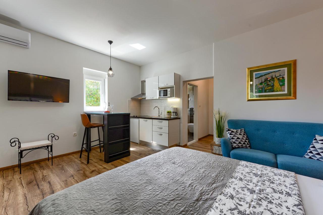 Sara Apartment